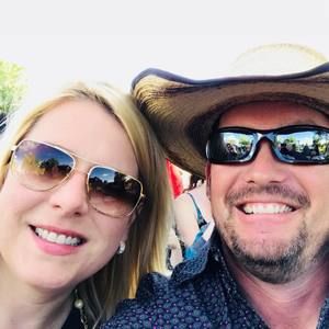 Meet your Posher, Elizabeth